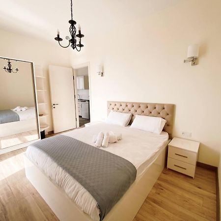 Gg Aparthotel Batoumi Extérieur photo