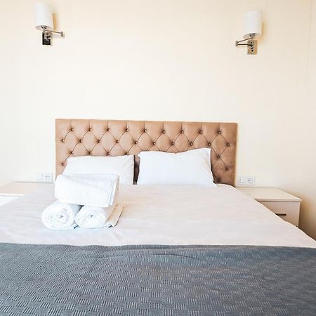 Gg Aparthotel Batoumi Extérieur photo
