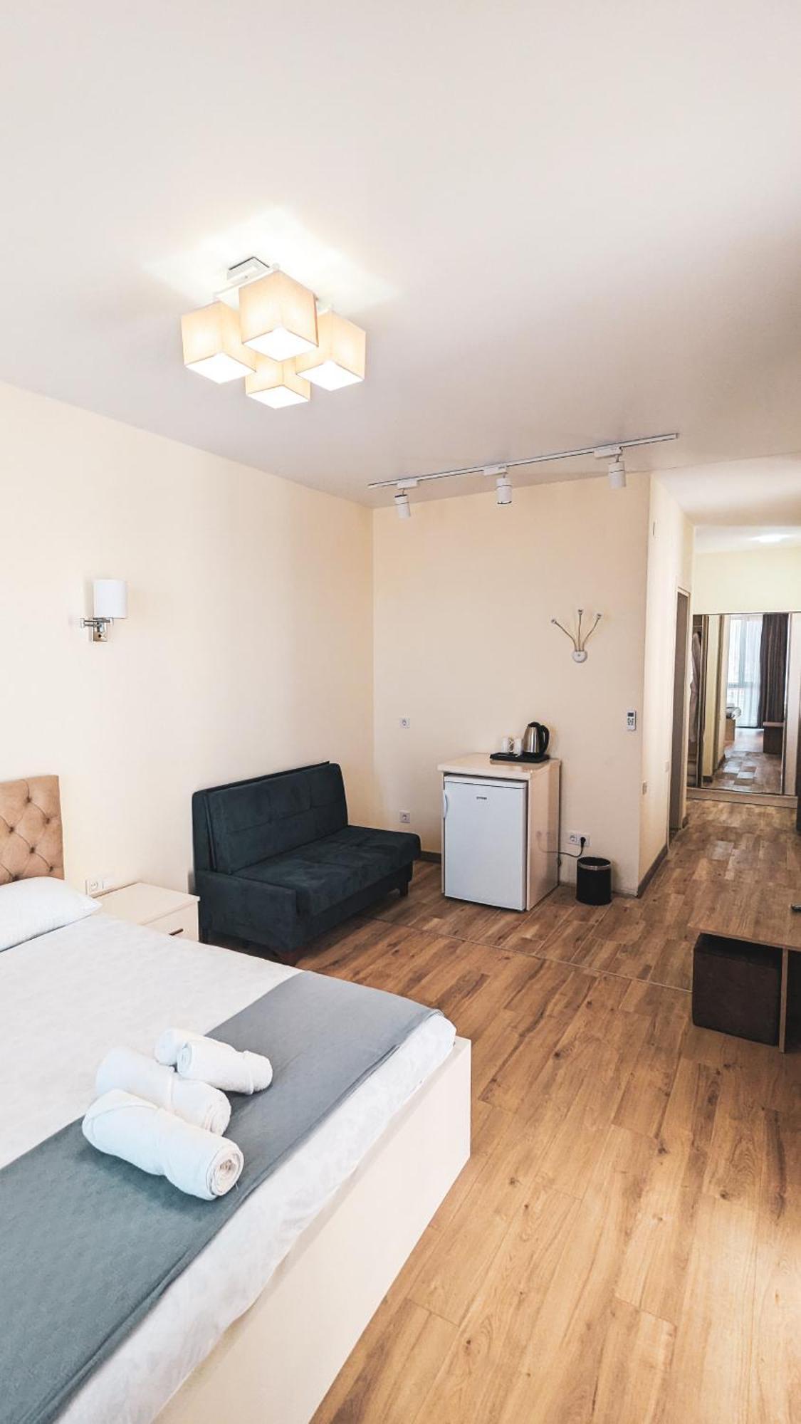 Gg Aparthotel Batoumi Extérieur photo