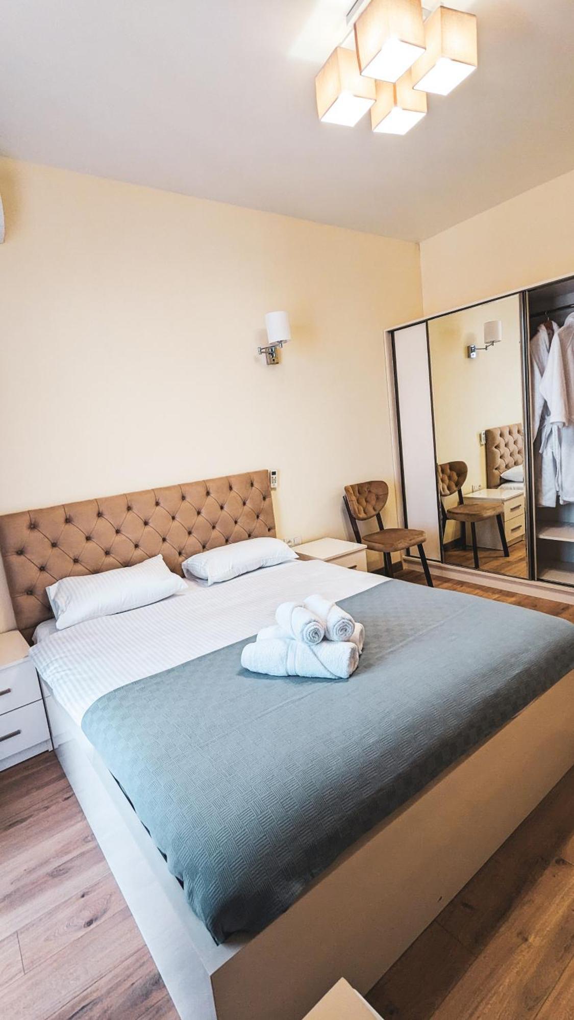 Gg Aparthotel Batoumi Extérieur photo