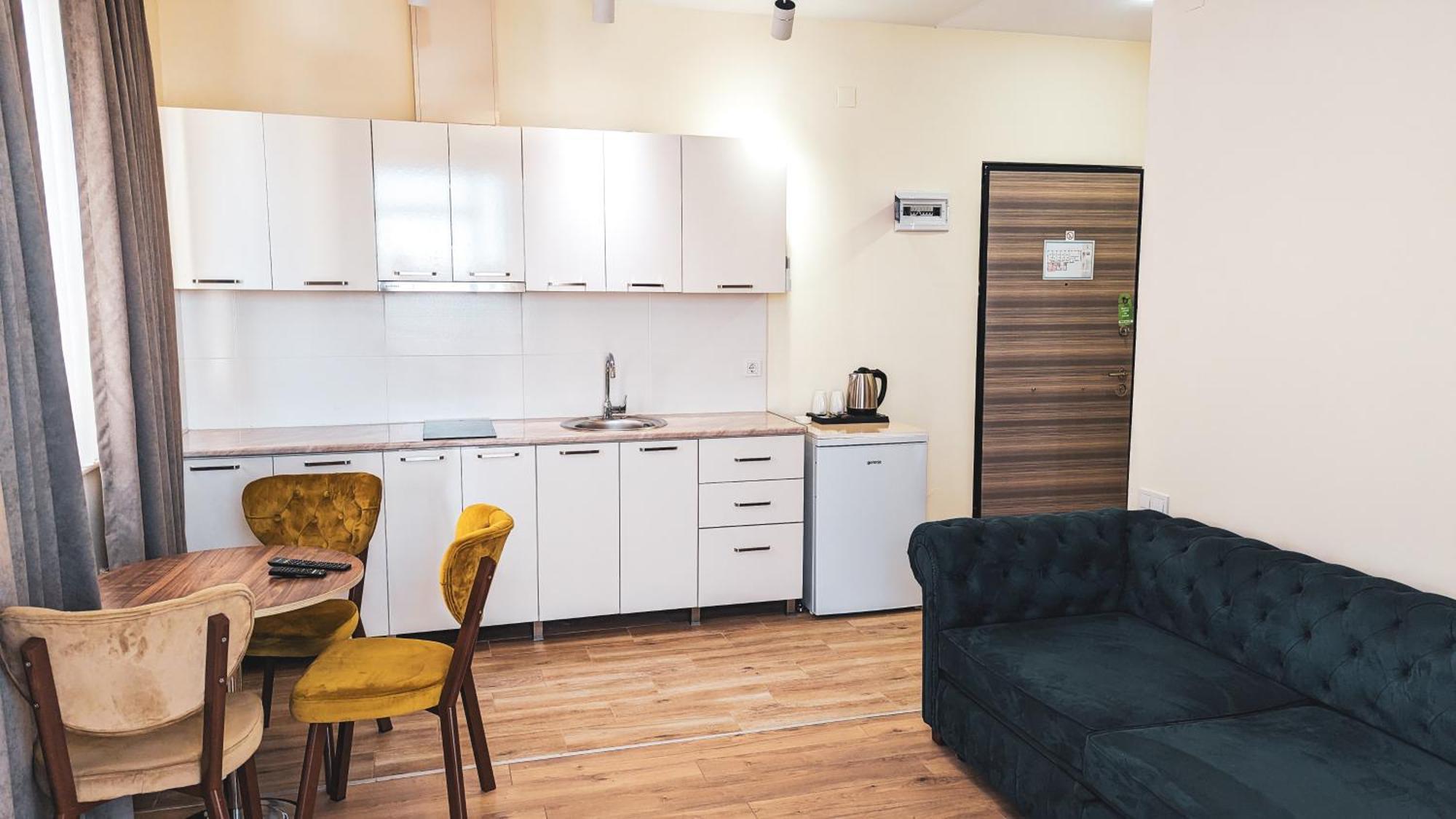 Gg Aparthotel Batoumi Extérieur photo