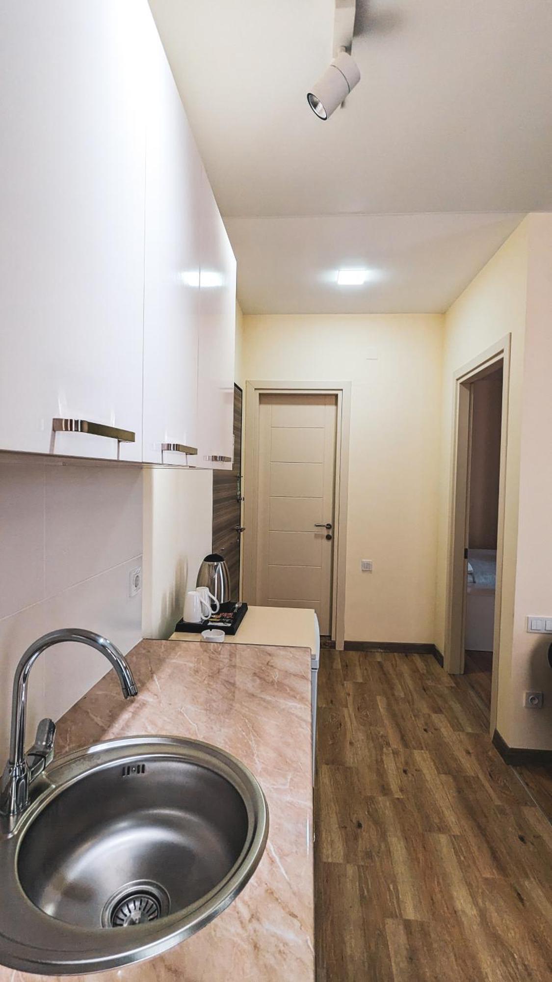 Gg Aparthotel Batoumi Extérieur photo