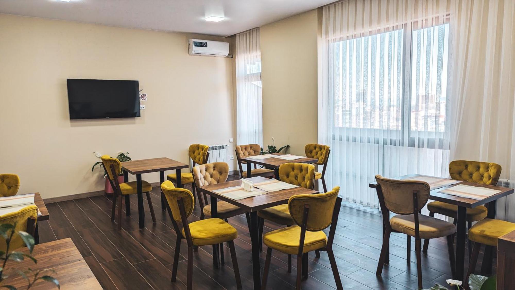 Gg Aparthotel Batoumi Extérieur photo