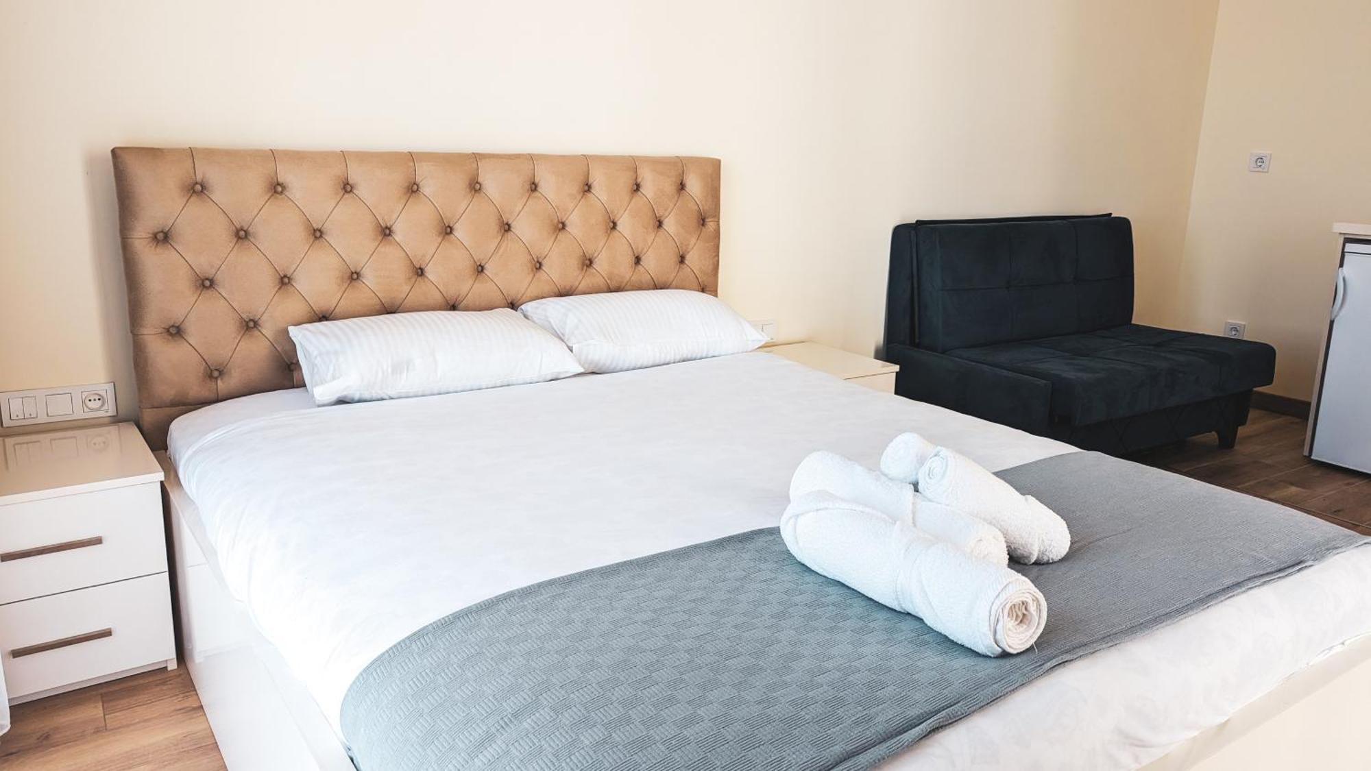 Gg Aparthotel Batoumi Extérieur photo